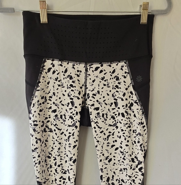 Athleta women S printed stealth tru-cool capri leggings athletic wear high rise, - Picture 4 of 12